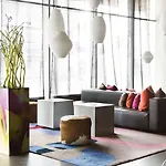 Comfort Square 4*