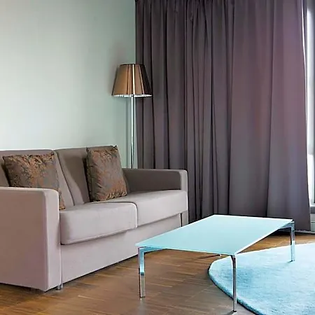 Comfort Square 4*