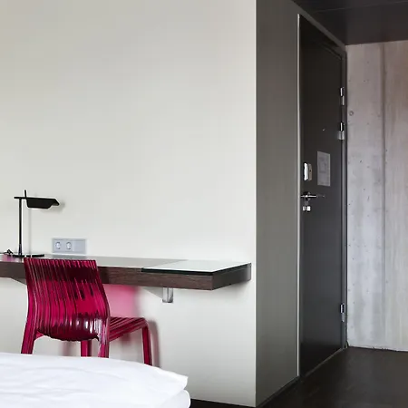 Comfort Square Hotel