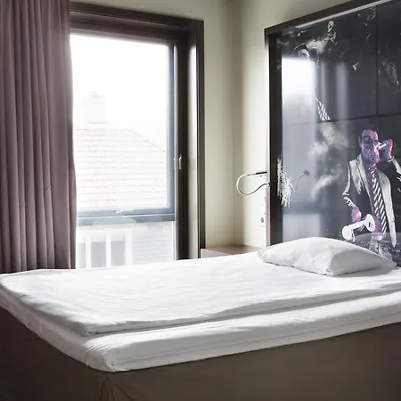 Hotell Comfort Square