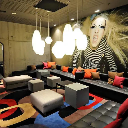 Hotell Comfort Square