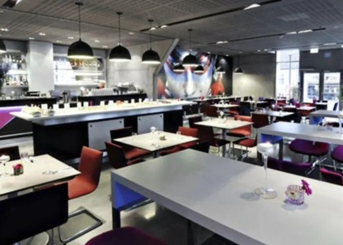 Comfort Square Hotel