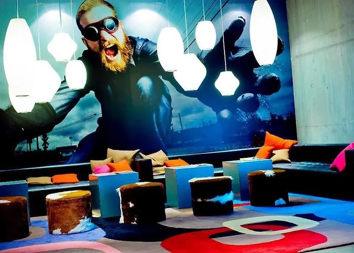 Comfort Square Hotel