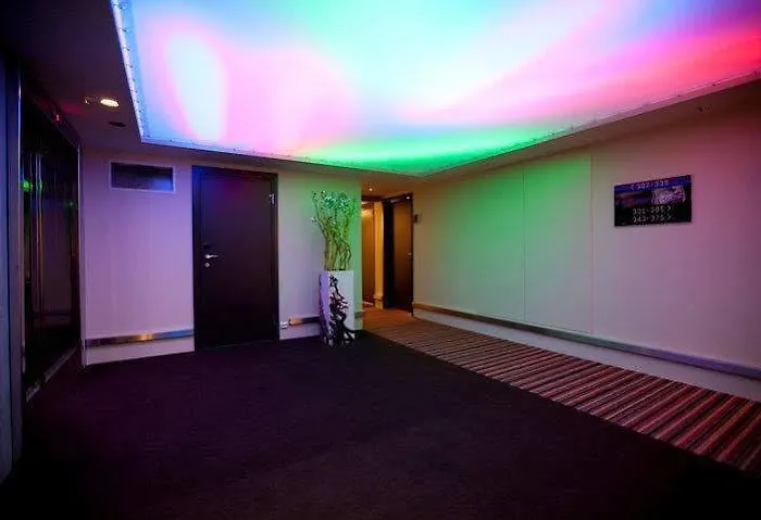 Comfort Square Hotel