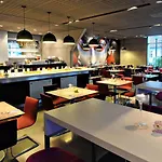Comfort Square 4*
